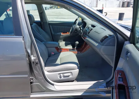 2005 Toyota Camry Xle V6 из США, поврежденный, VIN 4T1BF32KX5U611799